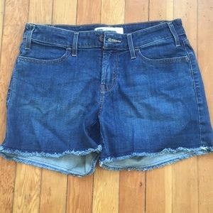 Levi’s Cut Off Denim Jean shorts